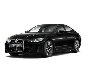 Gebraucht BMW 430 Sport Line 245 PS (180 kW) 2023 Saphirschwarz metallic Coupé