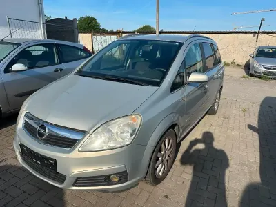 Gebraucht Opel Zafira 140 PS (102 kW) 2006 Silber Van / Kleinbus
