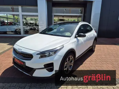 Gebraucht Kia XCeed Spirit 141 PS (103 kW) 2022 Weiß SUV