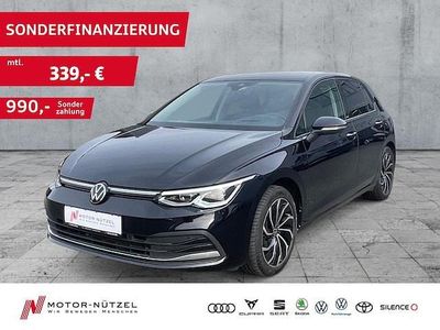 Gebraucht VW Golf VIII Move 150 PS (110 kW) 2023 Deep black perleffekt Limousine