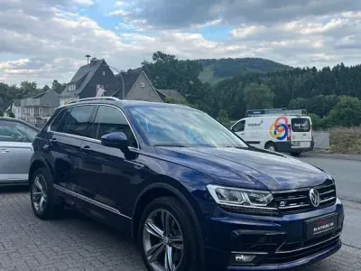 Gebraucht VW Tiguan Highline 239 PS (175 kW) 2018 Blau SUV