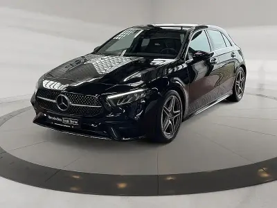 Gebraucht Mercedes A180 AMG 136 PS (100 kW) 2024 Kosmosschwarz metallic Limousine