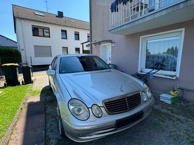 Mercedes E240
