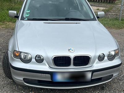 Usata BMW 316 Compact 116 CV (85 kW) 2002 Argento Utilitaria
