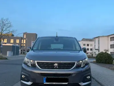 Gebraucht Peugeot Rifter Allure 110 PS (80 kW) 2020 Grau Van / Kleinbus