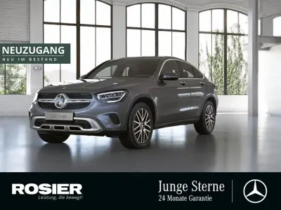 Używany Mercedes GLC300 AMG 245 KM (180 kW) 2024 Szary Coupe