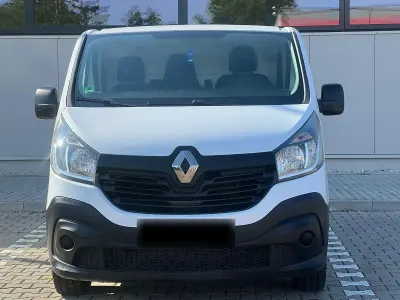 Gebraucht Renault Trafic 109 PS (80 kW) 2016 Weiß Van / Kleinbus