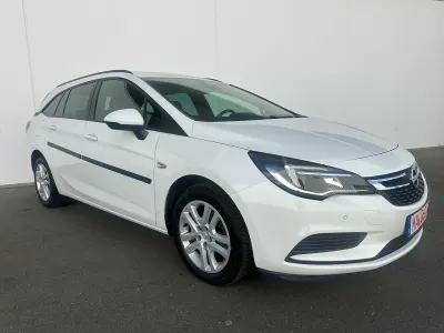 Gebraucht Opel Astra Edition 110 PS (80 kW) 2019 Weiß Kombi