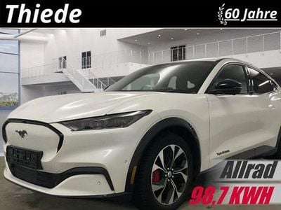 Gebraucht Ford Mustang Mach-E Sport 275 kW (375 PS) 2022 Weiß metallic SUV