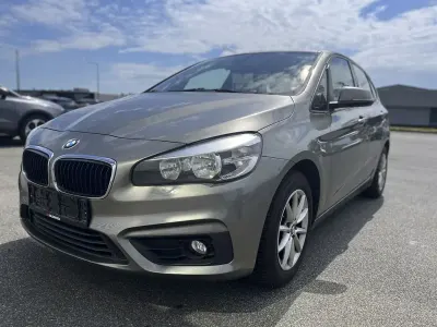 Gebraucht BMW 218 Gran Tourer Luxury Line 150 PS (110 kW) 2015 Gold Van / Kleinbus