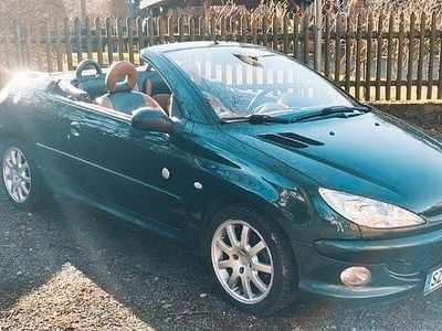 Gebraucht Peugeot 206 CC Roland Garros 109 PS (80 kW) 2004 Grün Cabrio