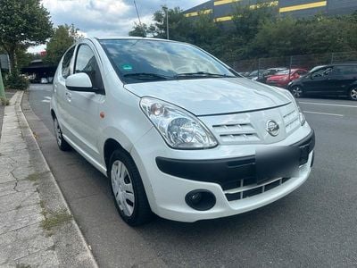 Nissan Pixo