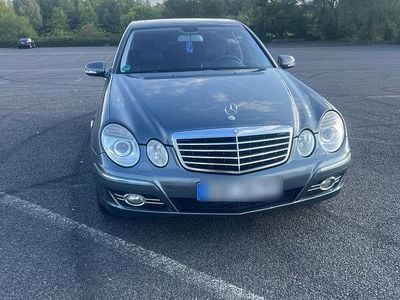 Mercedes E280