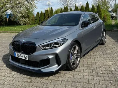Brugt BMW M135 Performance 306 HK (225 kW) 2022 Grå Hatchback