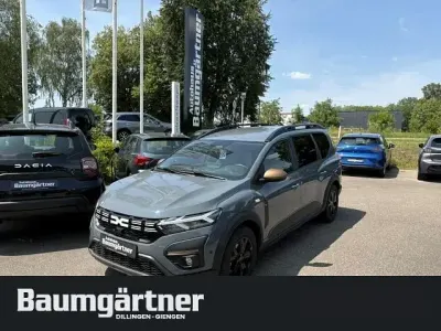 Gebraucht Dacia Jogger Extreme 141 PS (103 kW) 2025 Grau Van / Kleinbus