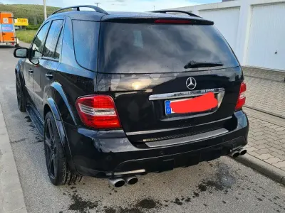Gebraucht Mercedes ML320 AMG 269 PS (197 kW) 2008 Schwarz SUV