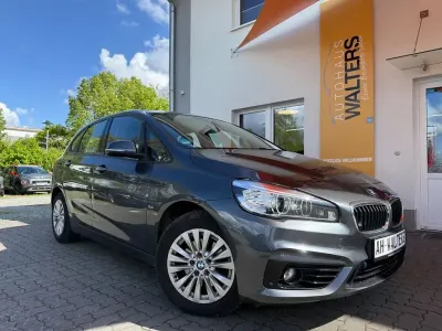 Gebraucht BMW 218 Sport Line 150 PS (110 kW) 2017 Grau Kombi