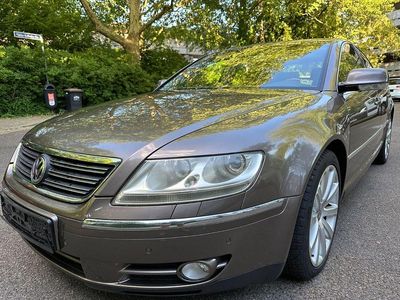 VW Phaeton