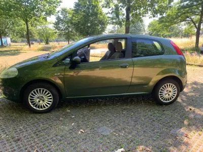 Gebraucht Fiat Grande Punto 77 PS (56 kW) 2006 Grün Kleinwagen