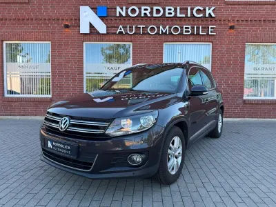 Gebraucht VW Tiguan LOUNGE 150 PS (110 kW) 2015 Grau SUV