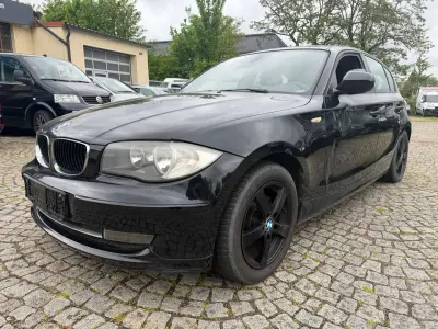 Używany BMW 116 122 KM (89 kW) 2011 Czarny Hatchback