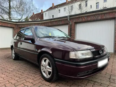 Gebraucht Opel Vectra Selection 71 PS (52 kW) 1995 Violet Limousine
