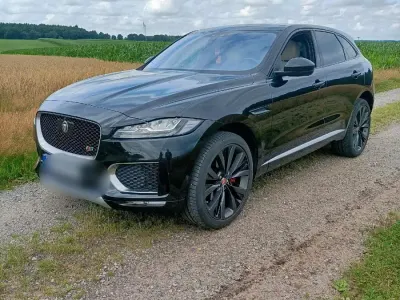 Gebraucht Jaguar F-Pace 300 PS (220 kW) 2016 Schwarz SUV