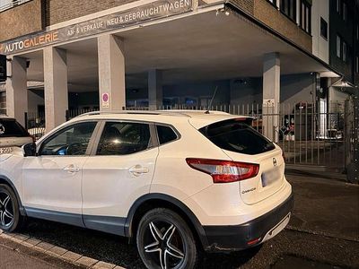 Gebraucht Nissan Qashqai Black Edition 130 PS (95 kW) 2016 Weiß SUV