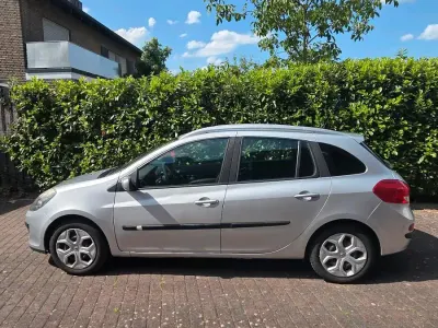 Gebraucht Renault Clio GrandTour 101 PS (74 kW) 2008 Grau Kombi