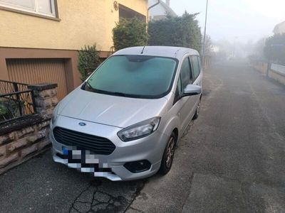 gebraucht Ford Tourneo Courier 