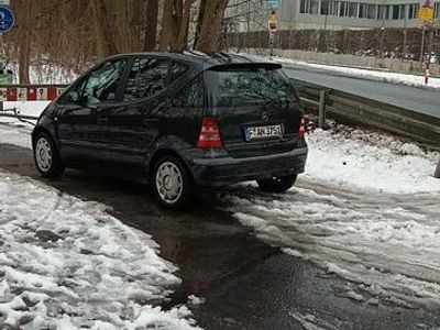 Gebraucht Mercedes A140 Avantgarde 82 PS (60 kW) 2001 Schwarz Limousine