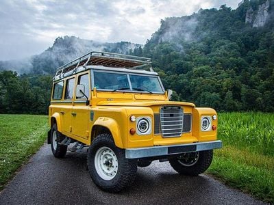 Usata Land Rover Defender 122 CV (89 kW) 1996 Giallo SUV