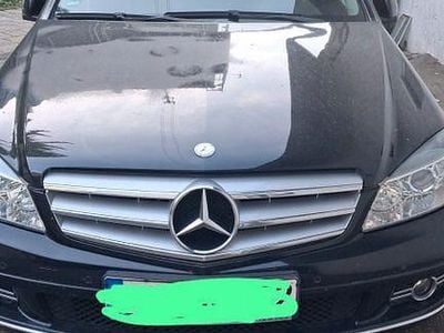 Second-hand Mercedes 220 170 CP (125 kW) 2009 Negru Berlinǎ