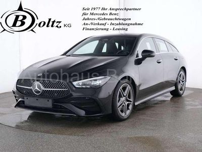 Kosmosschwarz Gebraucht 2024 Mercedes CLA200 Shooting Brake AMG Kombi | 33.800 € (Fairer Preis)