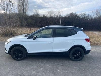 Używany Seat Arona XCELLENCE 116 KM (85 kW) 2019 Biały SUV
