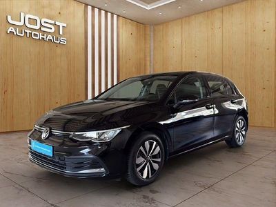 Gebraucht VW Golf VIII Move 150 PS (110 kW) 2023 Deep black perleffekt Limousine