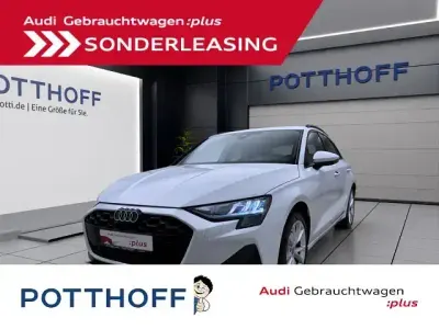 Gebraucht Audi A3 Ambiente 150 PS (110 kW) 2025 Gletscherweiß metallic Limousine