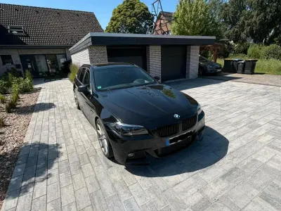 Gebraucht BMW 520 M Sport 184 PS (135 kW) 2012 Schwarz Kombi