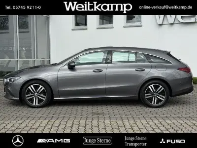 Gebraucht Mercedes CLA180 116 PS (85 kW) 2023 Grau Coupé