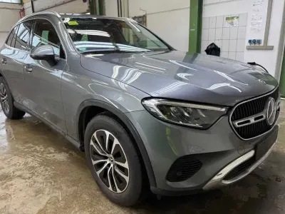 Gebraucht Mercedes GLC220 197 PS (144 kW) 2023 Grau SUV