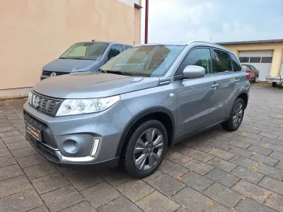 Gebraucht Suzuki Vitara Comfort 140 PS (102 kW) 2019 Grau SUV