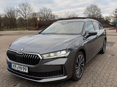 Usata Skoda Superb LAURIN & KLEMENT 150 CV (110 kW) 2024 Grigio Station wagon