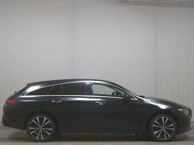 Gebraucht Mercedes CLA250e Shooting Brake Progressive 218 PS (160 kW) 2021 Schwarz Kombi