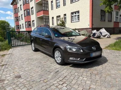 Gebraucht VW Passat 122 PS (89 kW) 2012 Braun Limousine