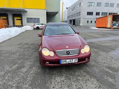 Gebraucht Mercedes CL200 163 PS (119 kW) 2001 Rot Coupé