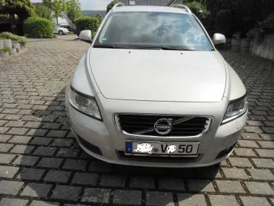 Gebraucht Volvo V50 Business Edition 114 PS (83 kW) 2012 Silber Kombi