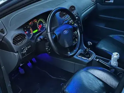 Gebraucht Ford Focus Ghia 136 PS (100 kW) 2006 Blau Limousine