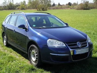 Usata VW Golf VI 105 CV (77 kW) 2009 Blu Utilitaria
