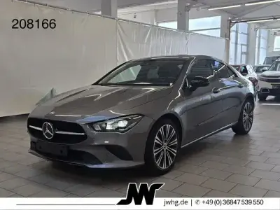 Gebraucht Mercedes CLA180 Progressive 136 PS (100 kW) 2022 Mountaingrau  met. Coupé