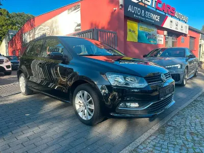 Gebraucht VW Polo Comfortline 75 PS (55 kW) 2015 Schwarz Kleinwagen